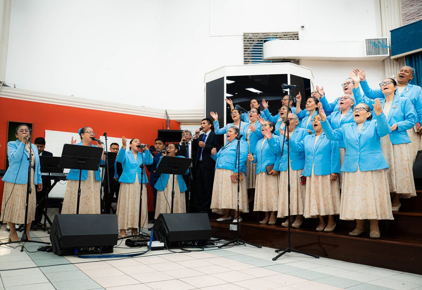 801582317_1592735579560564_3494303293414871240_n